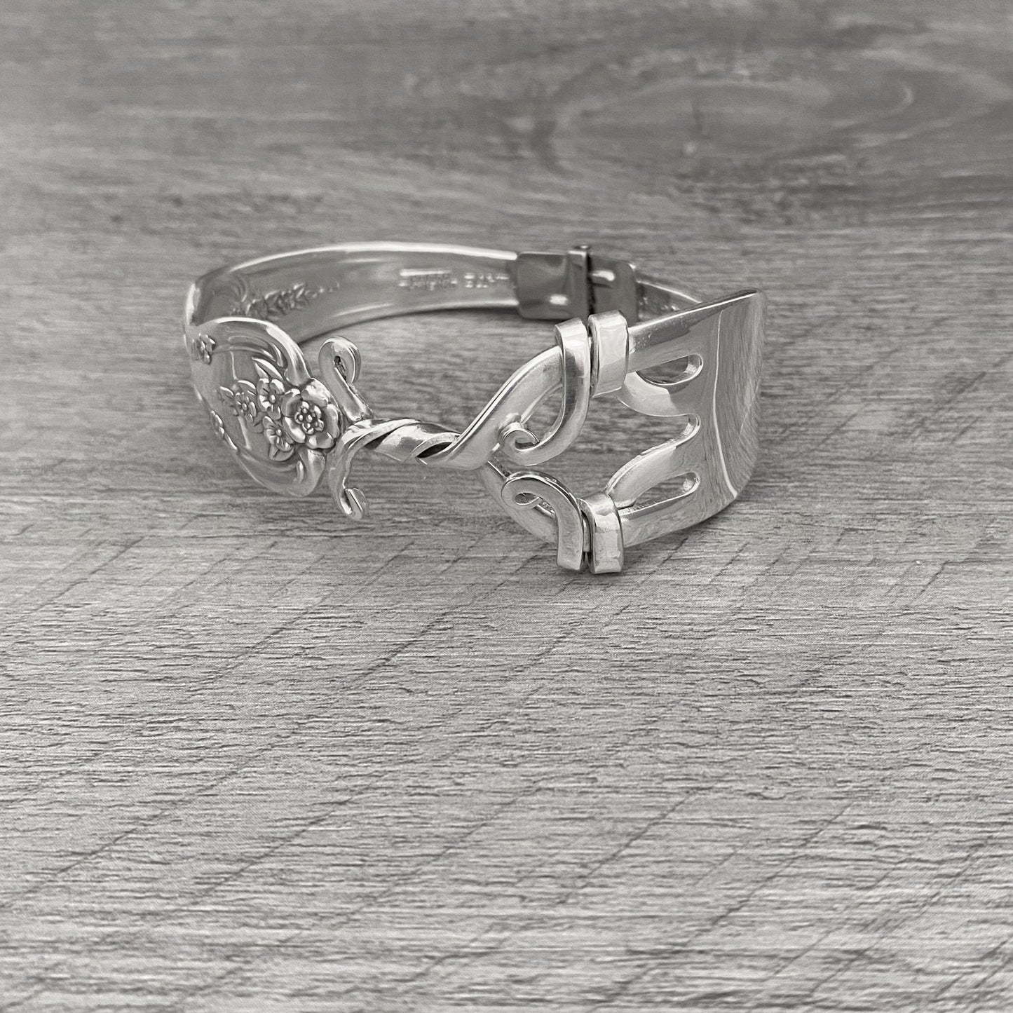 'Introversion' Premium Fork Bracelet