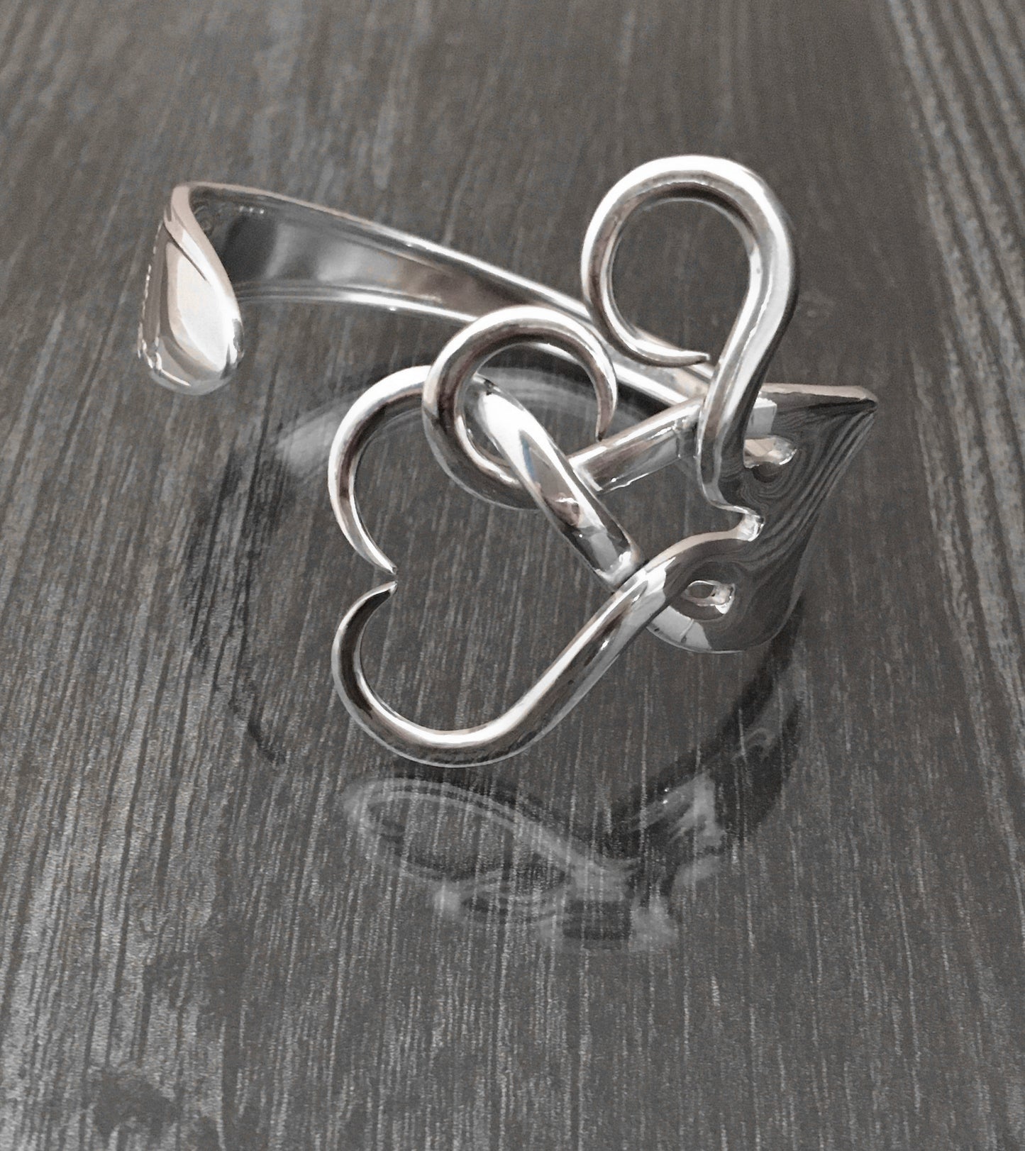 Intertwining Hearts Fork Bracelet