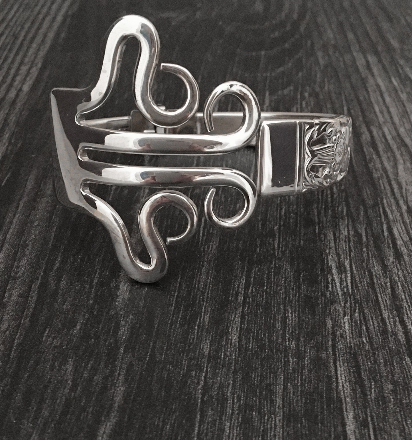 Curly 3 Fork Bracelet