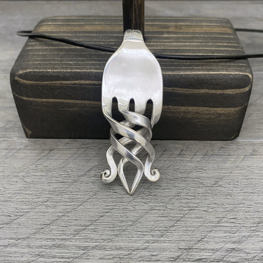 Premium Fork Necklace in Basket Twist Design