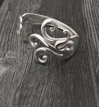 Load image into Gallery viewer, Fancy 7 Fork Bracelet
