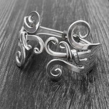 Load image into Gallery viewer, Lyric Double Fork Bracelet

