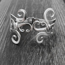 Load image into Gallery viewer, Lyric Double Fork Bracelet
