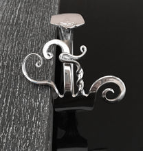 Load image into Gallery viewer, Twisted Fork Bracelet

