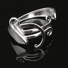 Load image into Gallery viewer, Abstract 6 Fork Bracelet

