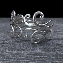 Load image into Gallery viewer, Fancy 6 Double Fork Bracelet
