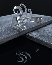 Load image into Gallery viewer, Fancy 3 Fork Bracelet
