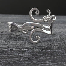 Load image into Gallery viewer, Fancy 7 Fork Bracelet
